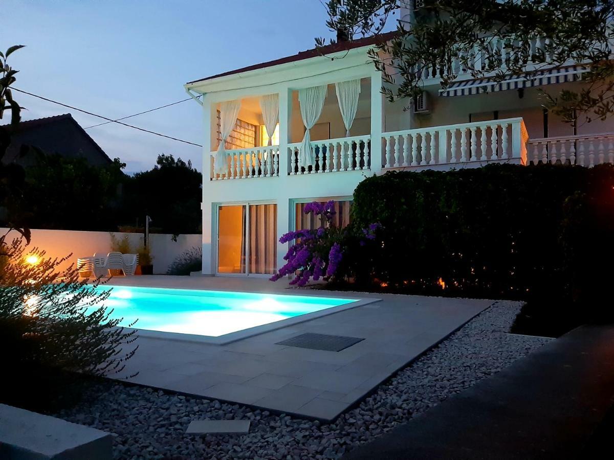 Holiday Home Villa Emma Debeljak المظهر الخارجي الصورة